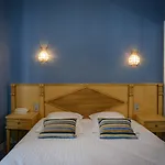 Hotel De La Sélune 3*