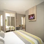 Hotel De La Sélune 3*