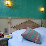 De La Sélune Hotel 3*