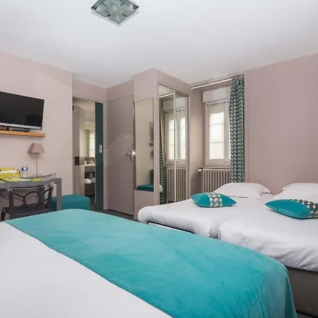 Logis Restaurant De La Selune Hotel