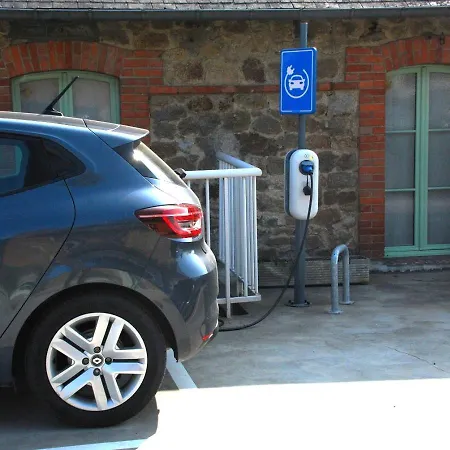 Logis Restaurant De La Selune 3*