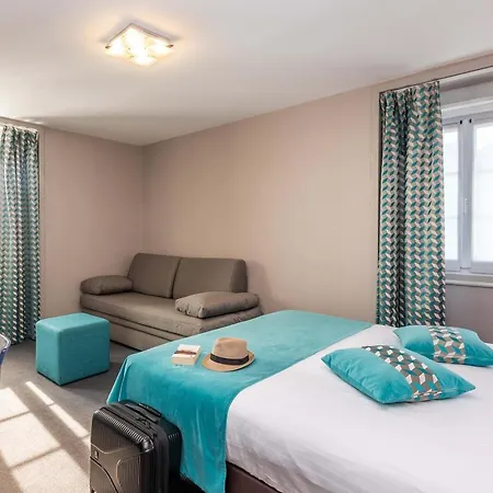 Logis Restaurant De La Selune Ducey-Les Cheris