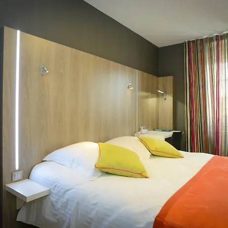 Logis Restaurant De La Selune 3*