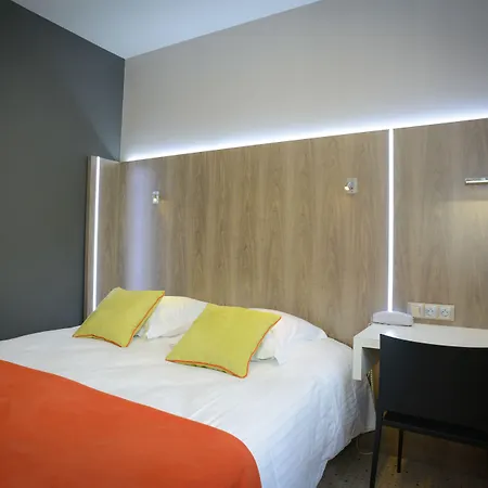 Logis Restaurant De La Sélune Hotel Ducey-Les Cheris
