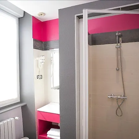 Logis Restaurant De La Selune Hotel