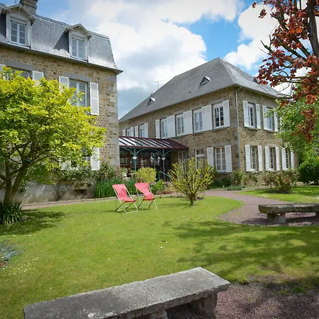 Logis Restaurant De La Selune Ducey-Les Cheris