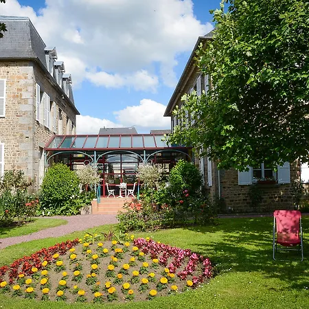 Hotel Logis Restaurant De La Selune Ducey-Les Cheris