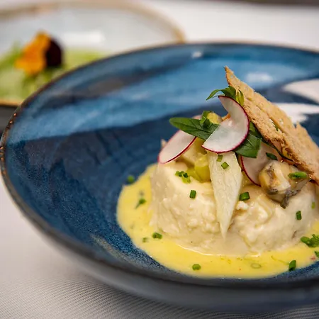 Logis Restaurant De La Selune Hotel 3*