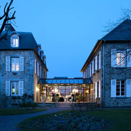 Logis Restaurant De La Selune 호텔