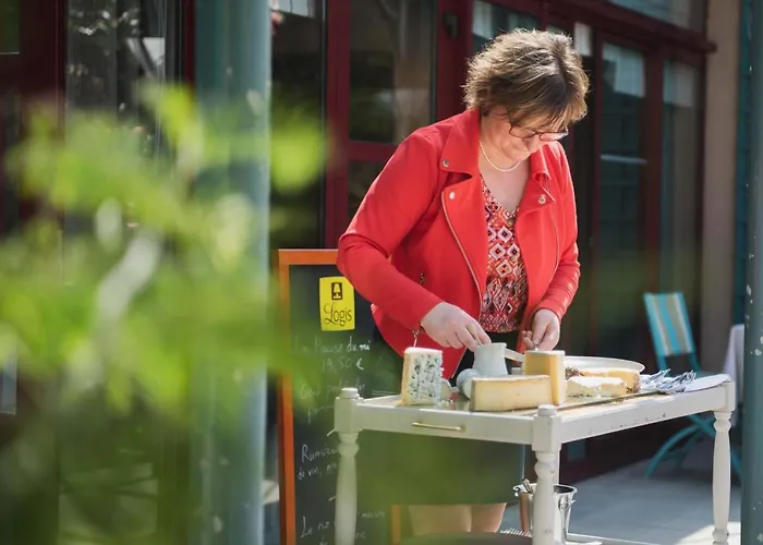 מלון Logis Restaurant De La Selune