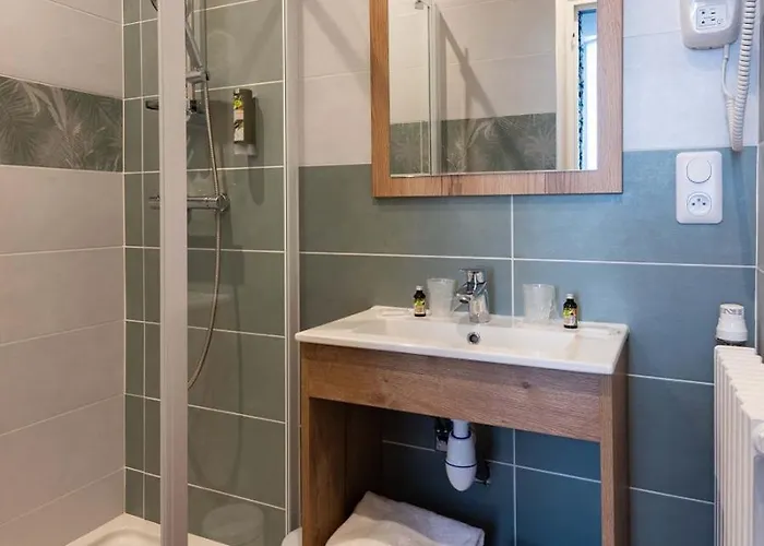 מלון Logis Restaurant De La Selune Ducey-Les Cheris