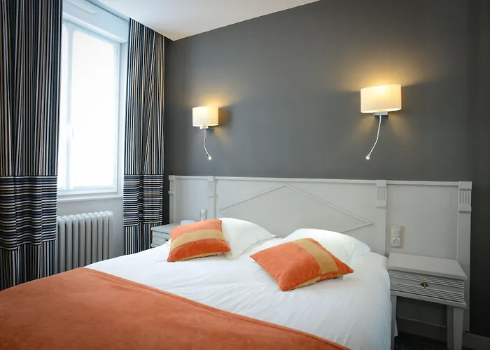 מלון Logis Restaurant De La Selune