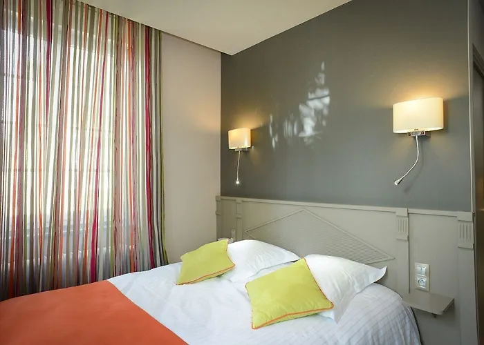 Logis Restaurant De La Selune Ducey-Les Cheris