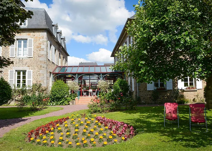 מלון Logis Restaurant De La Selune Ducey-Les Cheris