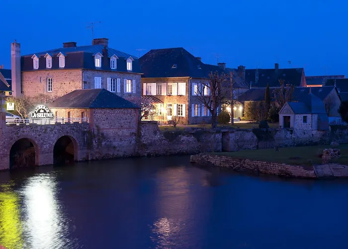 Logis Restaurant De La Selune Ducey-Les Cheris