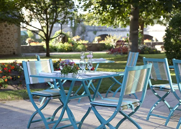 Logis Restaurant De La Selune מלון