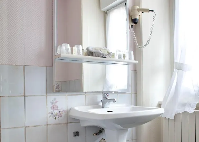 מלון Logis Restaurant De La Selune